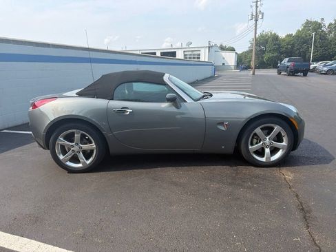 Used 2007 Pontiac Solstice GXP w/ Premium Package RWD image 6