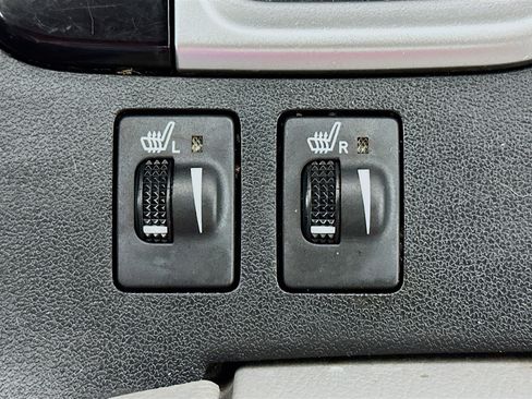 Used 2019 Toyota Highlander XLE image 26