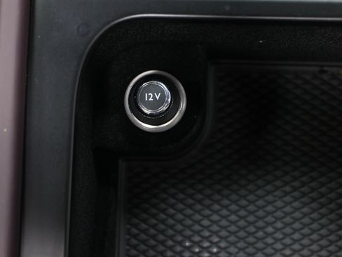 Used 2023 Bentley Bentayga Extended Wheelbase AWD/4WD image 55