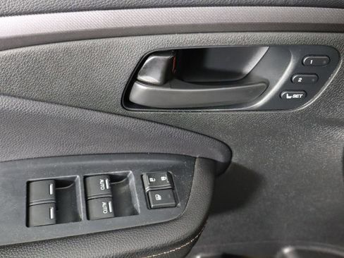 Used 2023 Honda Passport TrailSport image 19