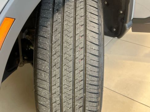 Used 2024 Honda CR-V EX image 18