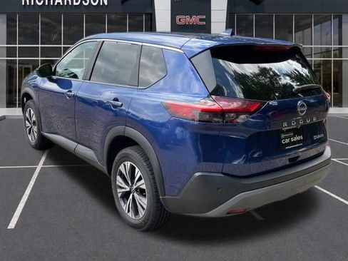 Used 2023 Nissan Rogue SV AWD/4WD image 6