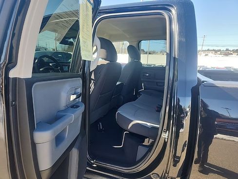Used 2024 RAM 1500 Classic SLT AWD/4WD image 10
