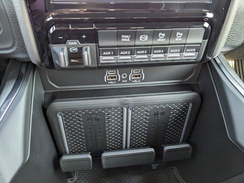 New 2026 RAM 2500 Laramie w/ Night Edition image 40