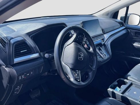 Used 2025 Honda Odyssey EX-L image 9