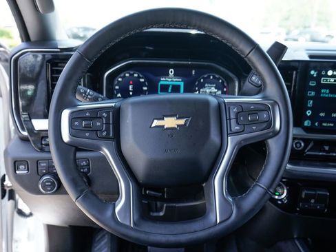 Used 2025 Chevrolet Silverado 2500 LTZ w/ LTZ Premium Package AWD/4WD image 23