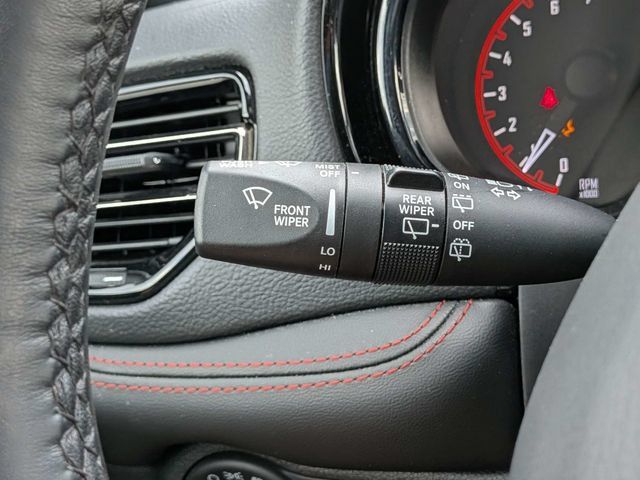 Used 2025 Dodge Durango GT RWD image 28