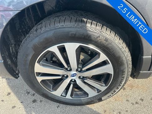 Used 2019 Subaru Outback 2.5i Limited AWD/4WD image 36