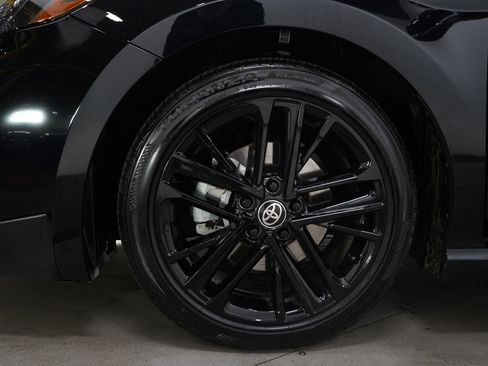 Used 2025 Toyota Camry SE image 29