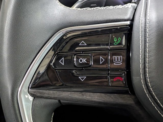 Used 2023 Jeep Grand Cherokee Overland AWD/4WD image 27