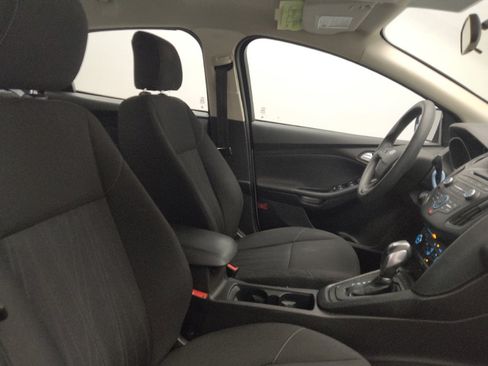 Used 2016 Ford Focus SE image 21