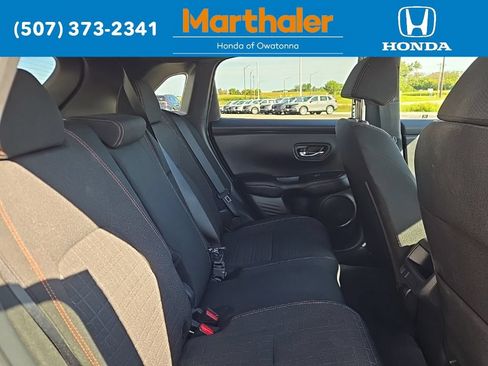 Used 2025 Honda HR-V Sport image 16