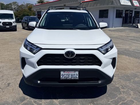 Used 2023 Toyota RAV4 XLE w/ Convenience Package FWD image 2