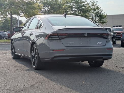 Used 2024 Honda Accord Sport image 7
