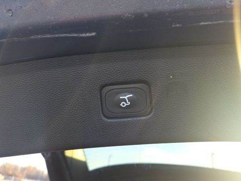 Certified 2024 Ford Edge SEL w/ Convenience Package image 10