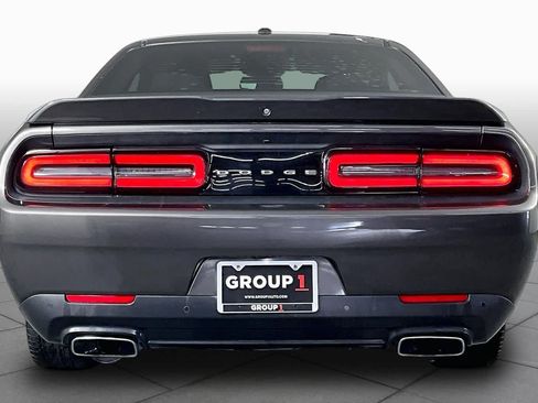 Used 2020 Dodge Challenger R/T RWD image 5