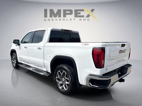 Used 2025 GMC Sierra 1500 SLT w/ SLT Premium Plus Package AWD/4WD image 3