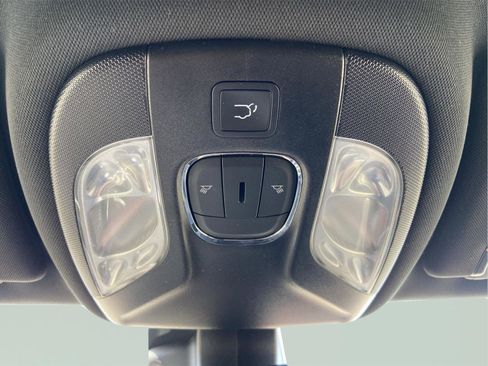 Used 2026 Jeep Compass Limited AWD/4WD image 35
