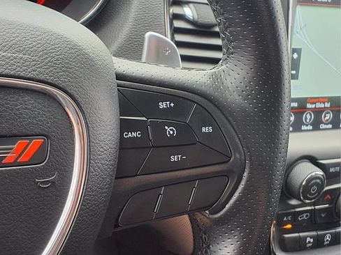 Used 2018 Dodge Durango GT AWD/4WD image 31