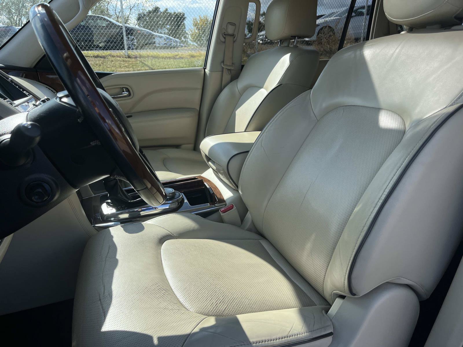 Used 2019 INFINITI QX80 Luxe w/ 22" Wheel Package AWD/4WD image 30