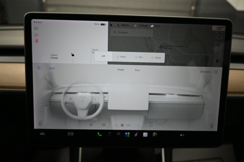 Used 2018 Tesla Model 3 Mid Range RWD image 9
