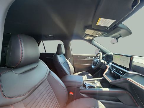 New 2026 Ford Explorer ST-Line AWD/4WD image 17