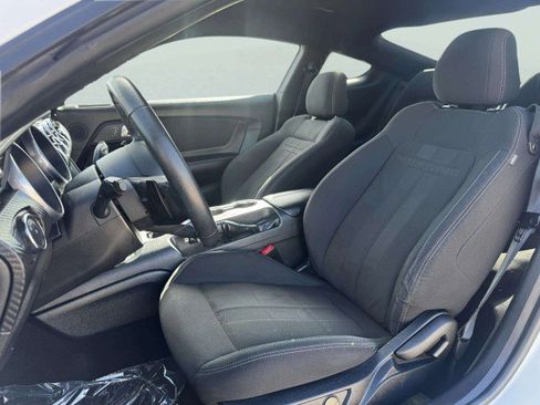 Used 2021 Ford Mustang Coupe image 17