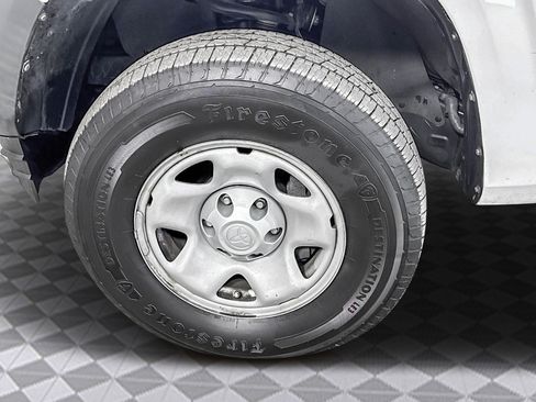 Used 2022 Toyota Tacoma SR image 29