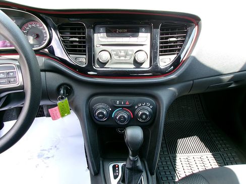 Used 2014 Dodge Dart SXT image 13