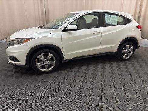 Used 2021 Honda HR-V LX image 8