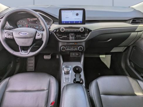 Used 2022 Ford Escape SEL FWD image 15