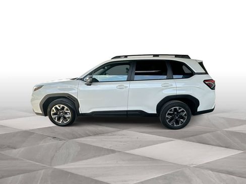 Used 2026 Subaru Forester Premium AWD/4WD image 5