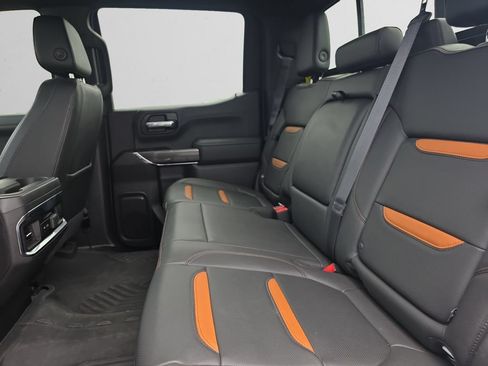 Used 2022 GMC Sierra 1500 AT4 w/ AT4 Preferred Package AWD/4WD image 14