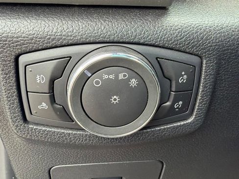 Used 2015 Ford F150 Lariat w/ Equipment Group 502A Luxury AWD/4WD image 13