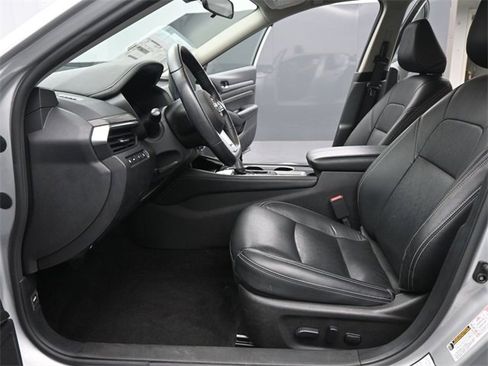 Used 2023 Nissan Altima 2.5 SL image 10