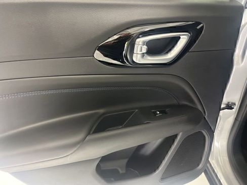 New 2026 Jeep Compass Latitude image 27