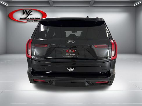 New 2026 Ford Expedition Max Platinum w/ Stealth Performance Package AWD/4WD image 7