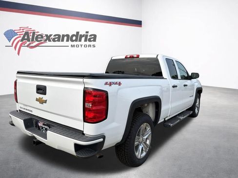 Used 2016 Chevrolet Silverado 1500 Custom w/ Custom Convenience Package AWD/4WD image 6