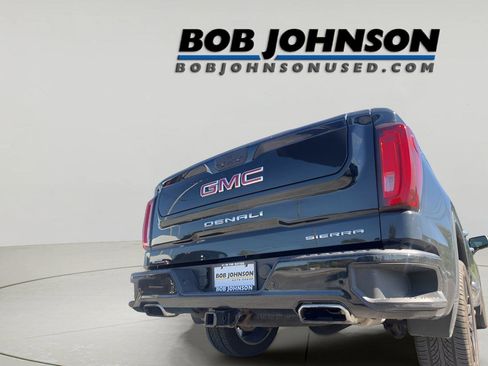 Used 2021 GMC Sierra 1500 Denali w/ Denali Ultimate Package image 10