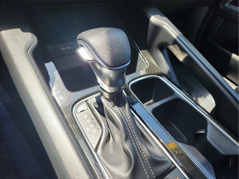 Used 2021 Kia Telluride LX AWD/4WD image 12