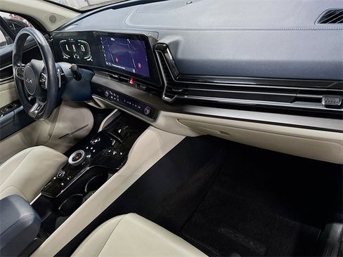 Used 2023 Kia Sportage EX image 33