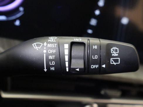 Used 2025 Kia Telluride EX w/ EX Captain's Chair Package image 34