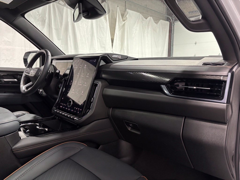 Used 2026 GMC Yukon XL AT4 AWD/4WD image 62