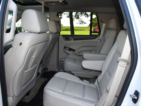 Used 2016 GMC Yukon Denali w/ Open Road Package AWD/4WD image 16