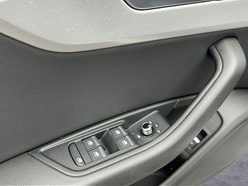 Used 2017 Audi A4 2.0T Premium w/ Audi MMI Navigation Plus image 15