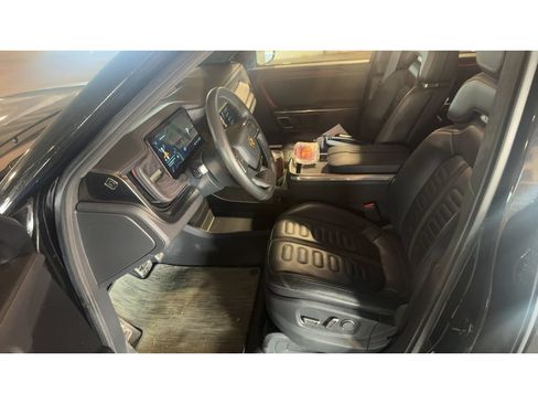 Used 2023 Rivian R1T Launch Edition AWD/4WD image 5
