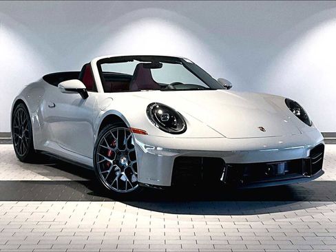 New 2026 Porsche 911 Carrera 4S image 9