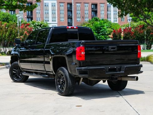 Used 2019 Chevrolet Silverado 2500 LTZ w/ Duramax Plus Package AWD/4WD image 22