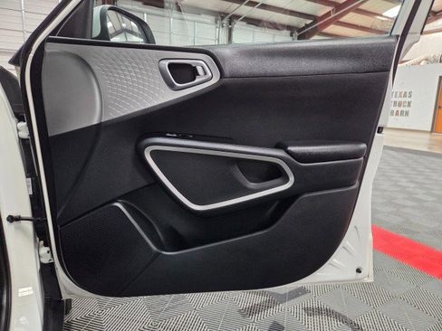 Used 2020 Kia Soul X-Line image 35