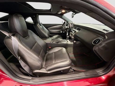 Used 2010 Chevrolet Camaro LT RWD image 21